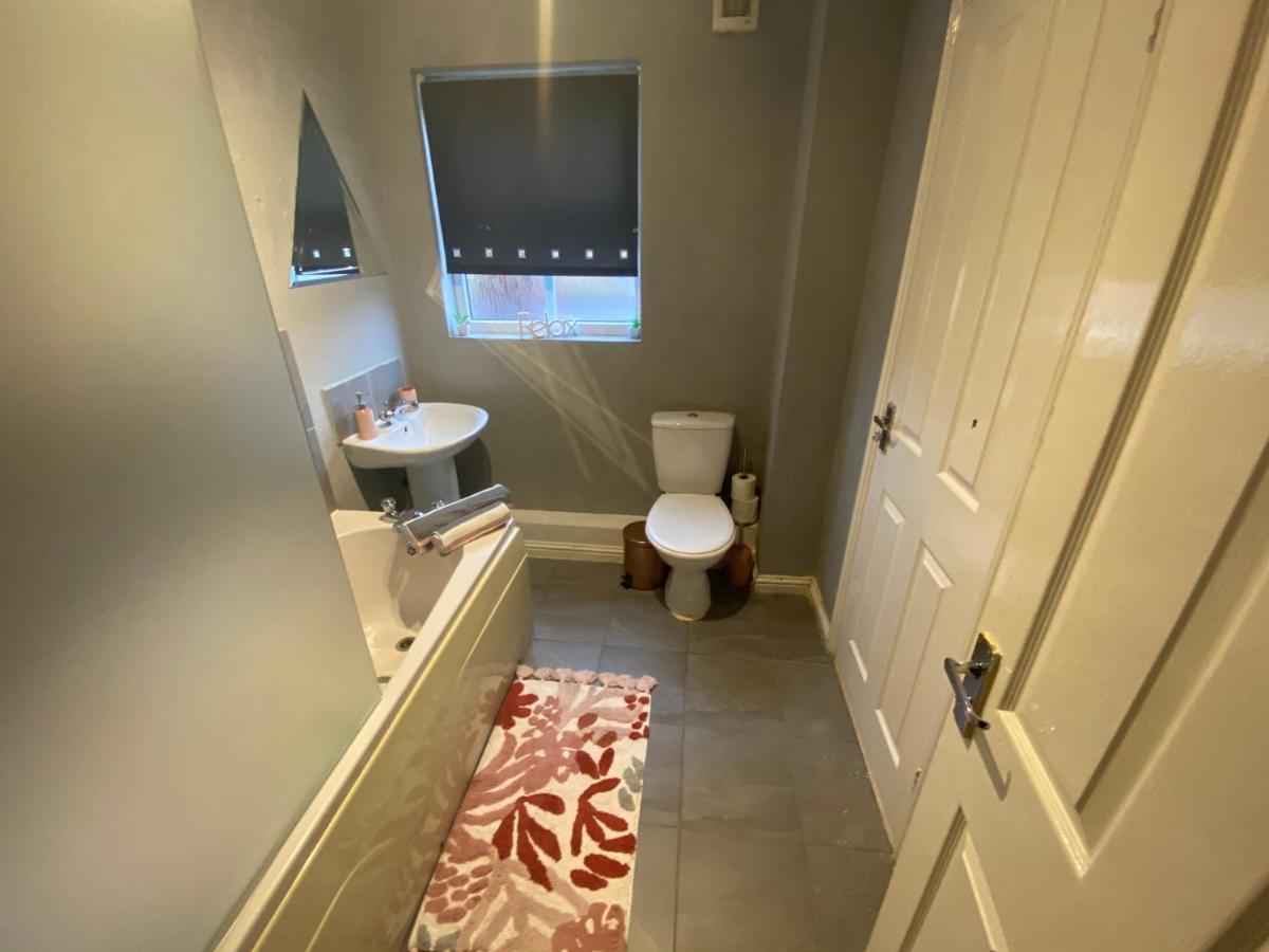 Bambz Apartment 3 マンチェスター エクステリア 写真